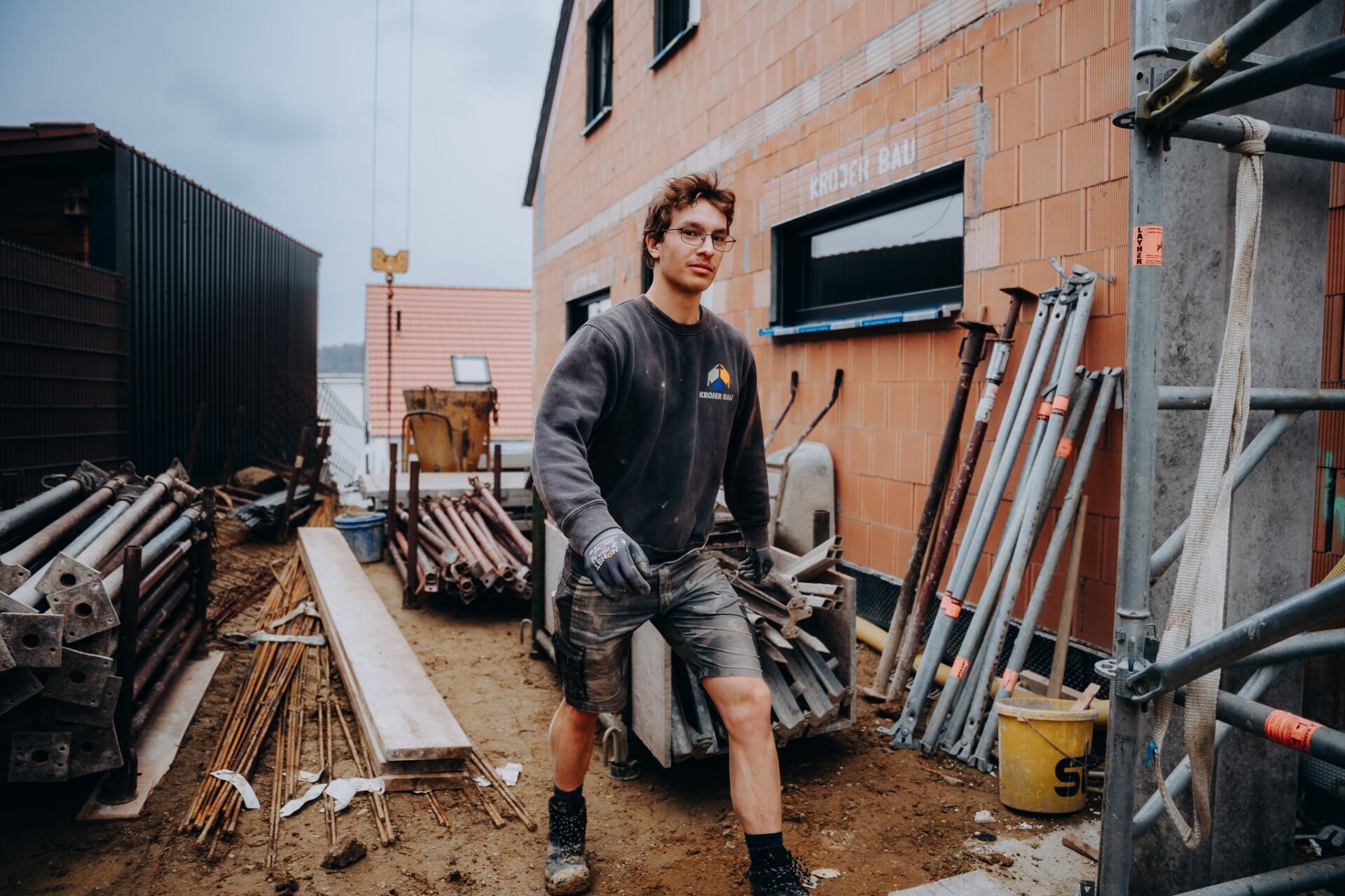 Mitarbeiter von Krojer Bau bei der Arbeit – Teamporträt 28