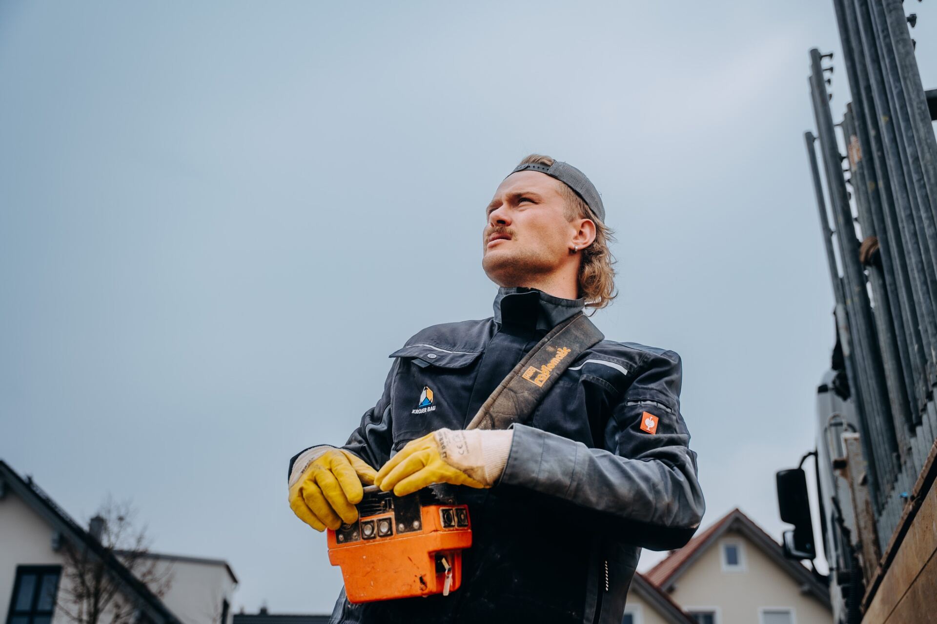 Mitarbeiter von Krojer Bau bei der Arbeit – Teamporträt 8