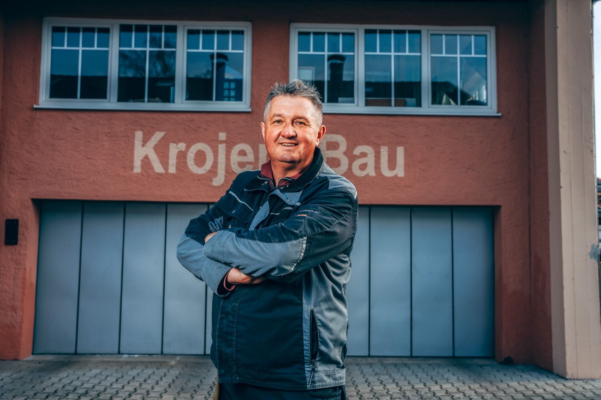 Mitarbeiter von Krojer Bau bei der Arbeit – Teamporträt 18