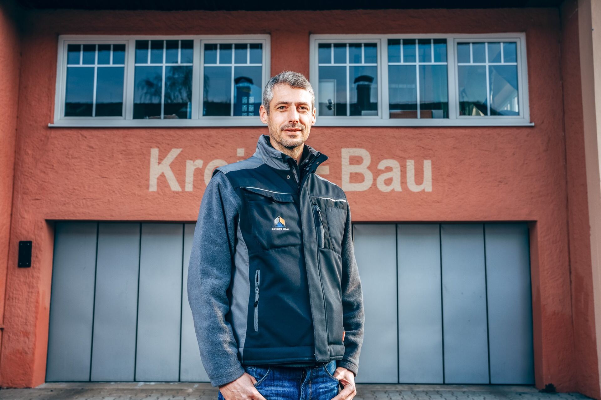 Mitarbeiter von Krojer Bau bei der Arbeit – Teamporträt 30
