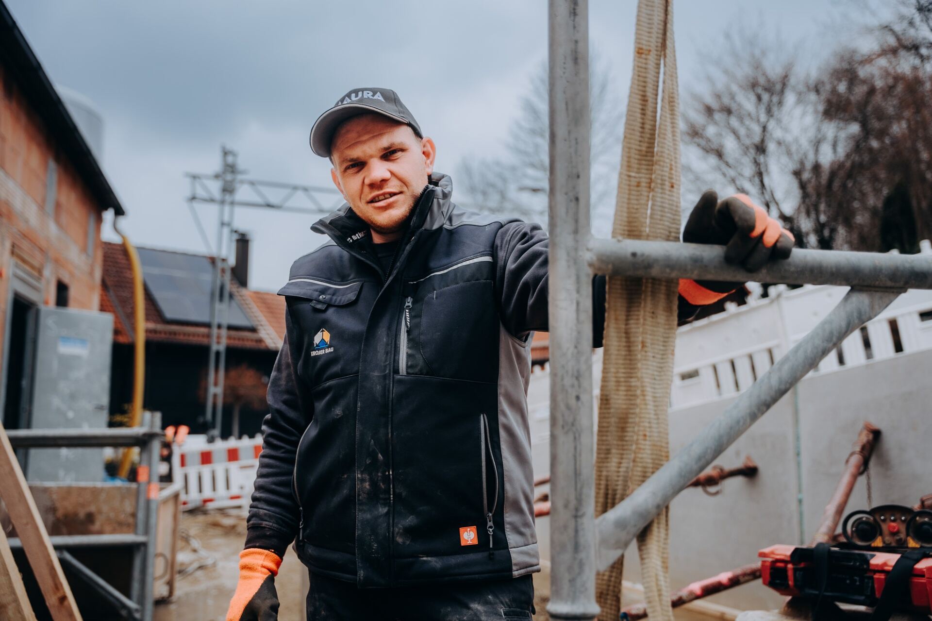 Mitarbeiter von Krojer Bau bei der Arbeit – Teamporträt 38