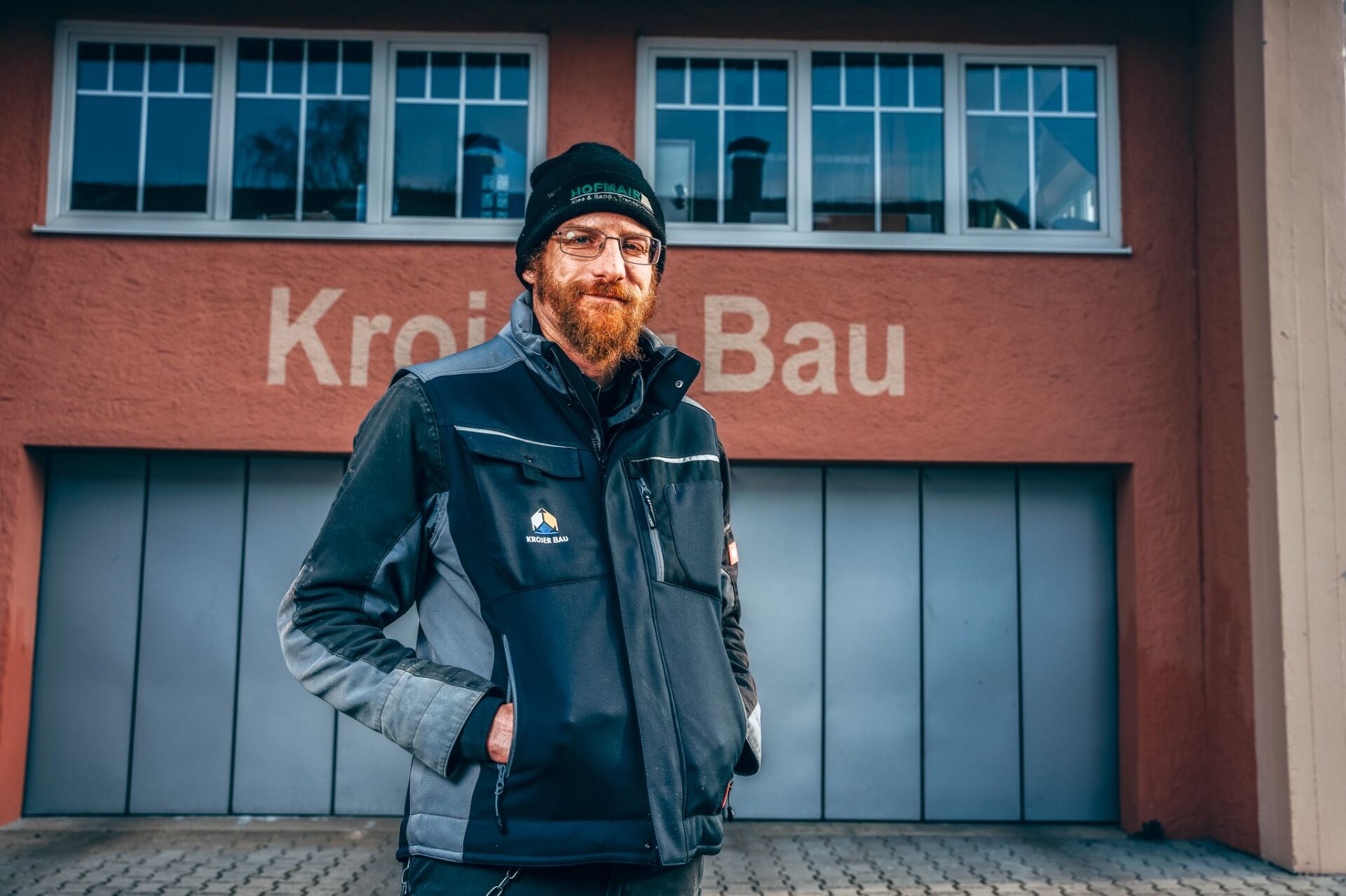 Mitarbeiter von Krojer Bau bei der Arbeit – Teamporträt 22